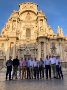 Grupo Ameta en la Fachada de la Catedral de Murcia